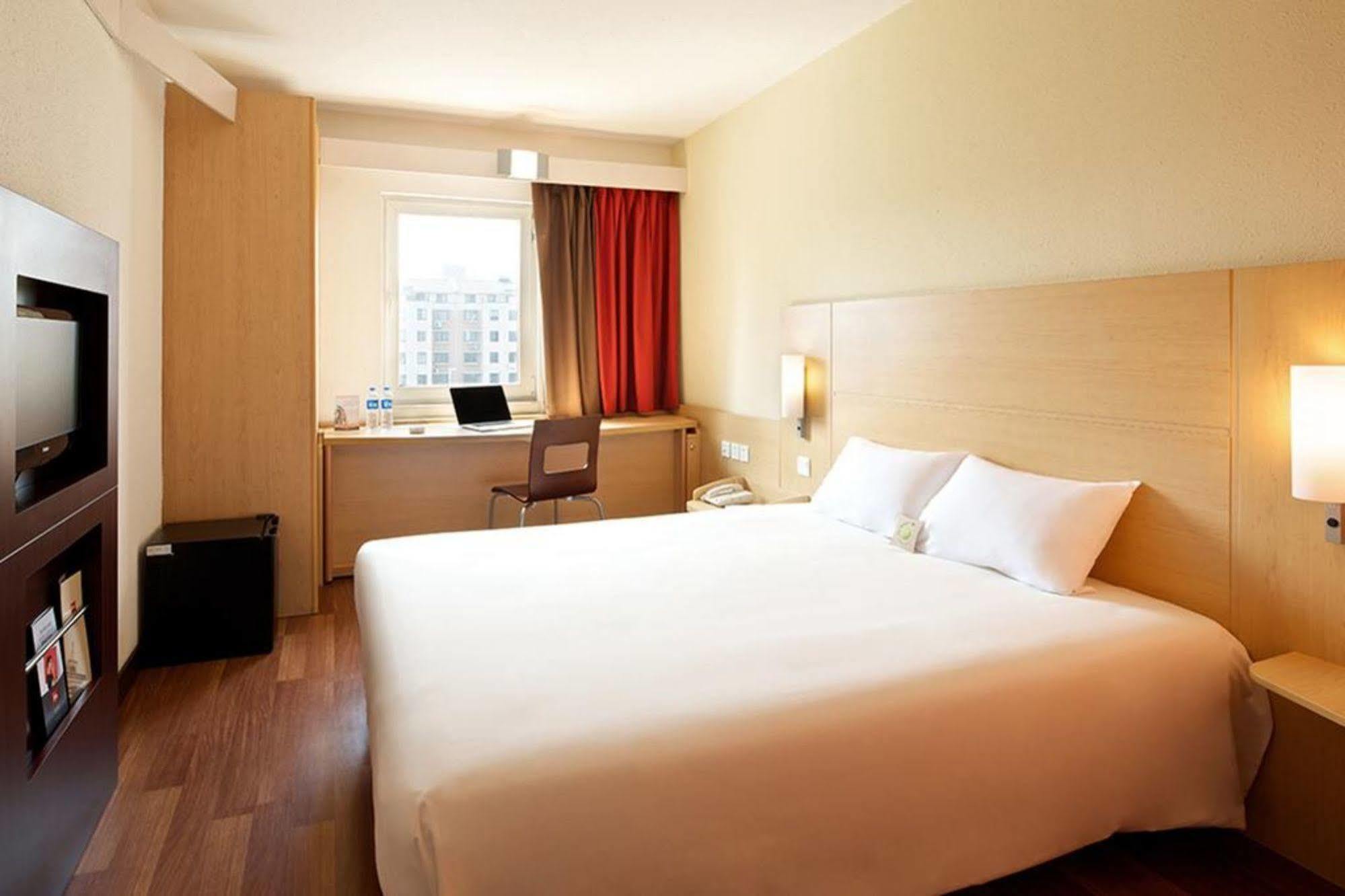 Ibis Anshan Shengli Square 외부 사진